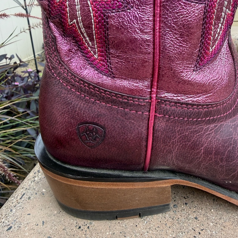 Ariat Women's Magenta and Pink Embroidered Western Heeled Boots - Picture 7 of 11